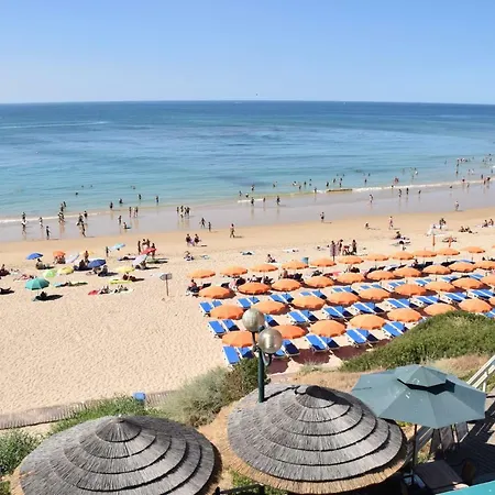Pe Na * Albufeira